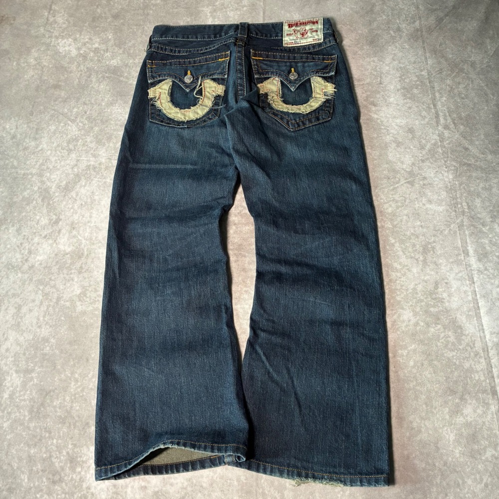 True Religion Billy Bootcut Jeans Mens 32x30 Dark Wash Distressed Horseshoe USA